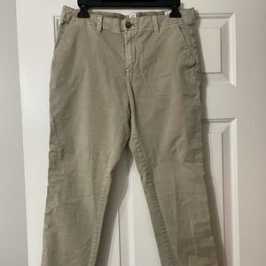 Gap Girlfriend Chino, size 6